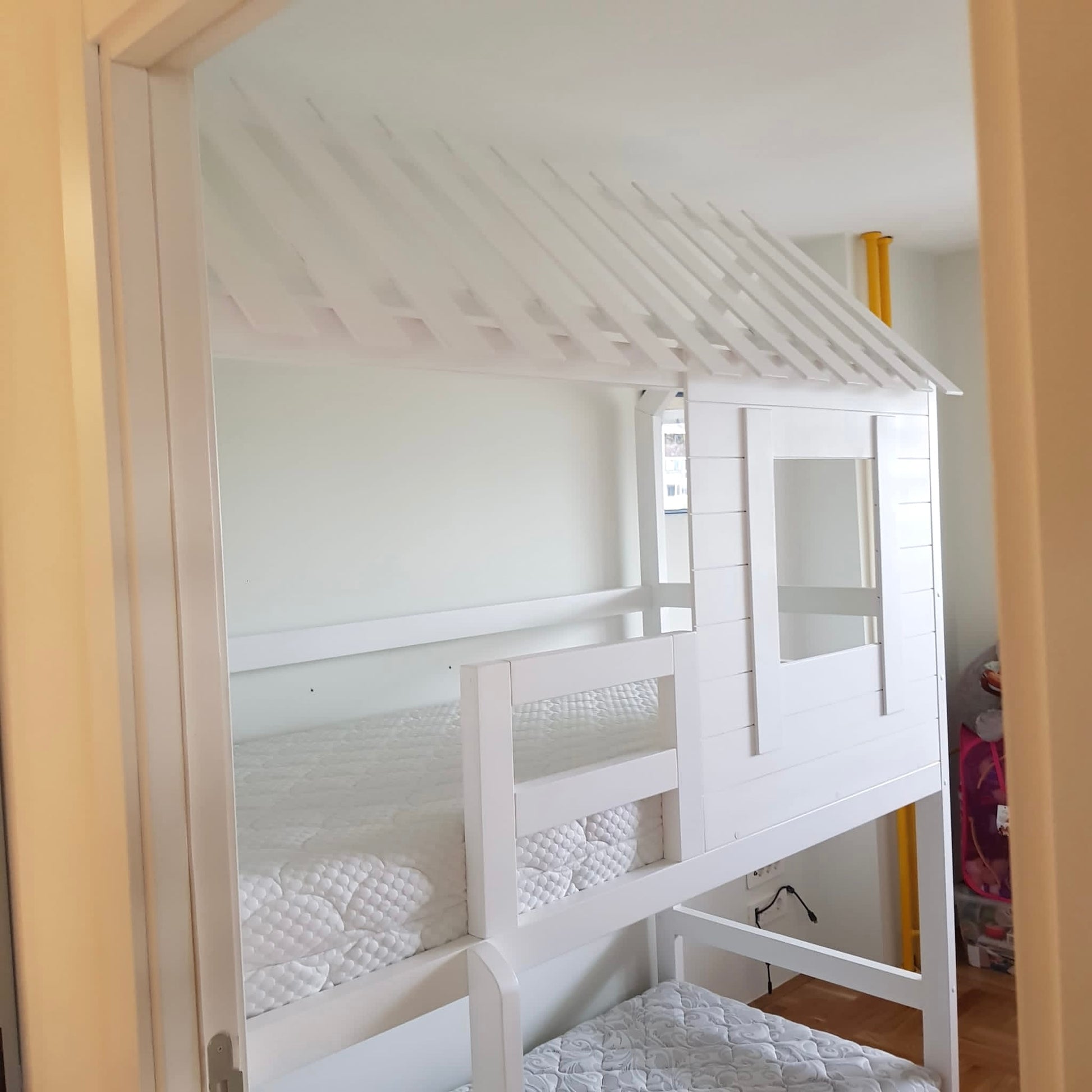 Dečiji kućica krevet na sprat sa merdevinama AURORA